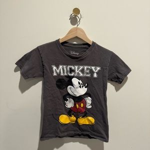Disney Mickey Gray t shirt top size small